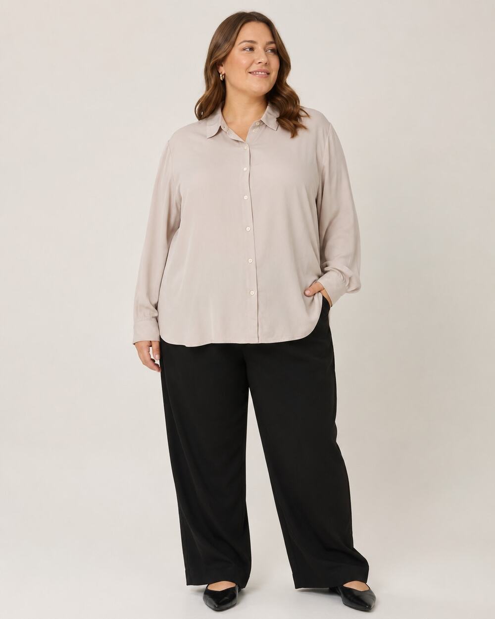 Reclaim Women’s Beige 100% Tencel Button Front Blouse XXL NWT Made in Italy